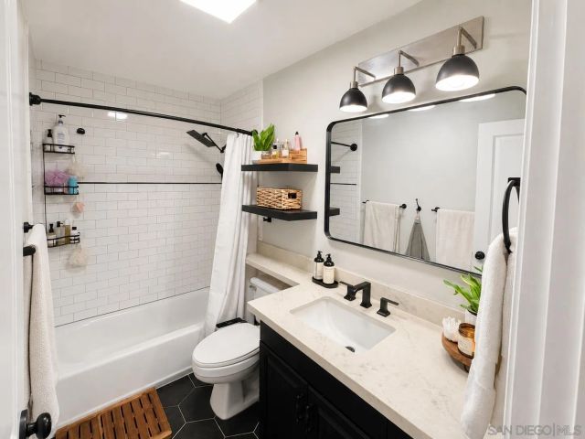 2930 Broadway Unit 48, San Diego, CA 92102