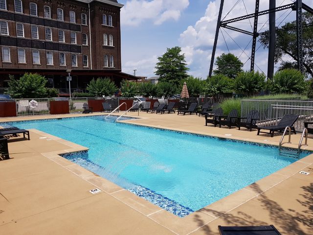 1400 Rosa L Parks Blvd Apt 205, Nashville, TN 37208