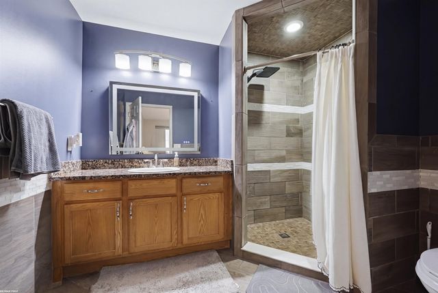 5687 Acorn Lane, Sterling Heights, MI 48314