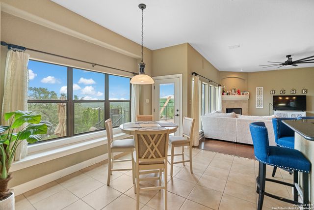 26039 Echo Mtn, San Antonio, TX 78260