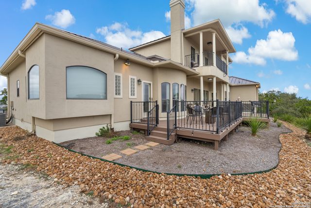 26039 Echo Mtn, San Antonio, TX 78260