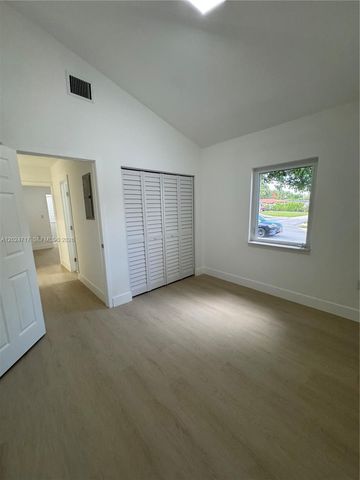 2798 SW 33rd Ave 2798, Miami, FL 33133