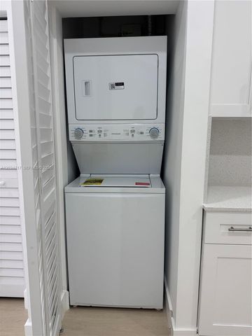2798 SW 33rd Ave 2798, Miami, FL 33133