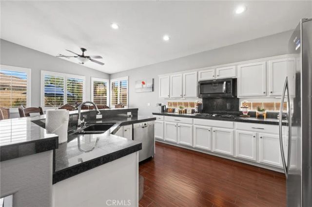 74048 W Petunia Pl, Palm Desert, CA 92211