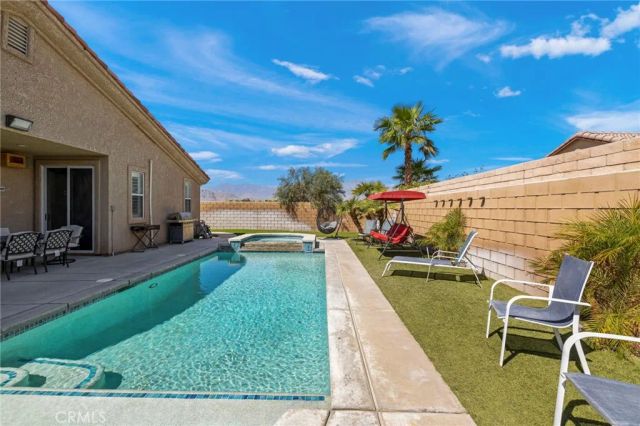 74048 W Petunia Pl, Palm Desert, CA 92211