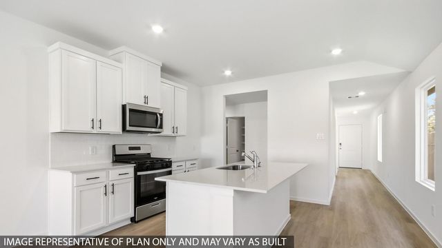 209 Elm Spring Drive, Hockley, TX 77447