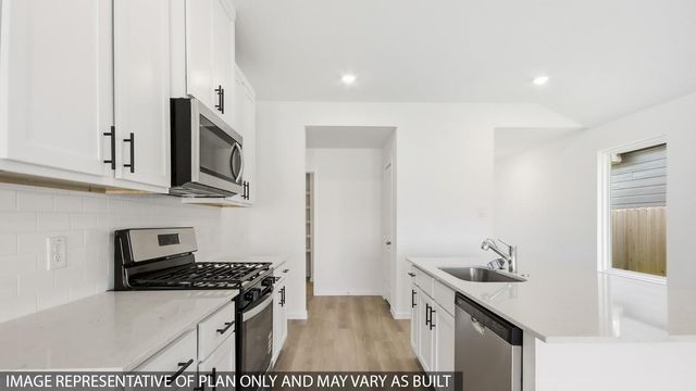 209 Elm Spring Drive, Hockley, TX 77447