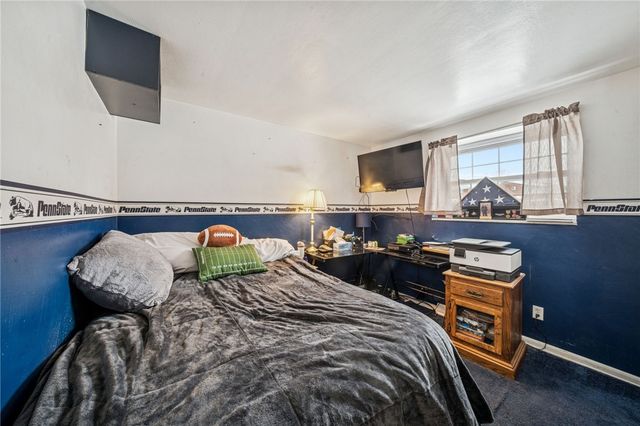 4310 Paradise Dr, West Deer, PA 15044