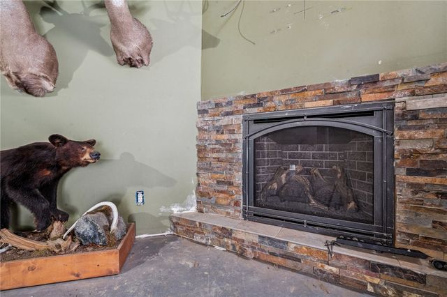 4310 Paradise Dr, West Deer, PA 15044