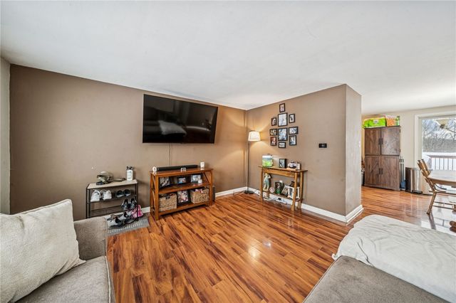 4310 Paradise Dr, West Deer, PA 15044