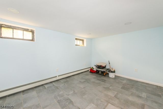 27 Spencer Ave, Clifton City, NJ 07013