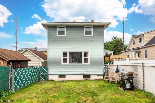 27 Spencer Ave, Clifton City, NJ 07013
