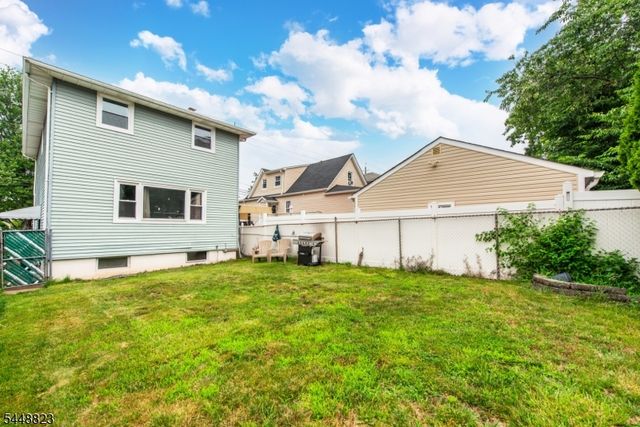 27 Spencer Ave, Clifton City, NJ 07013