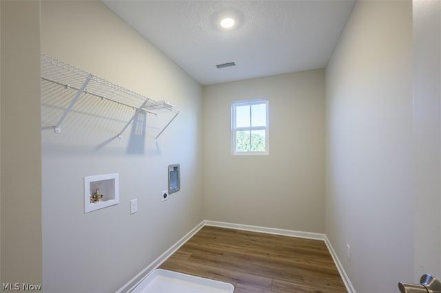 3762 Kelli Terrace, Green, OH 44685