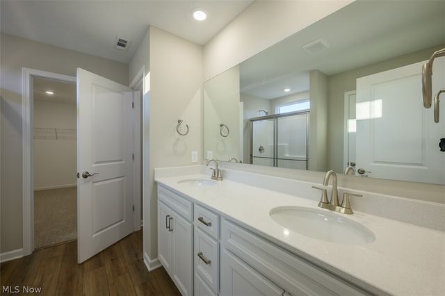 3762 Kelli Terrace, Green, OH 44685