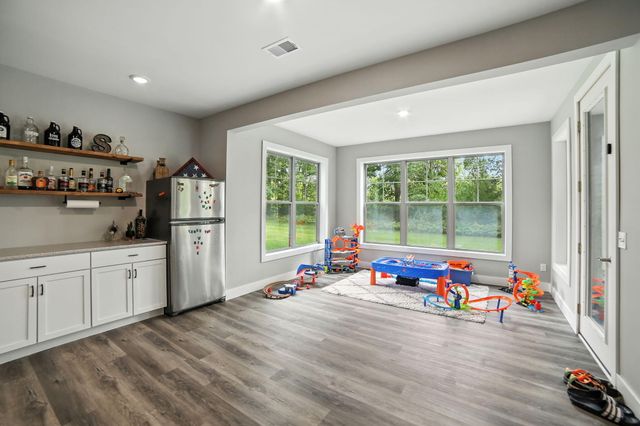 11310 Killarney Drive, Stanwood, MI 49346