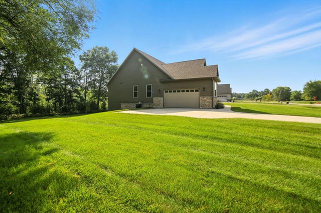11310 Killarney Drive, Stanwood, MI 49346
