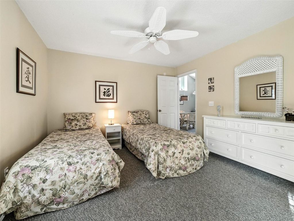 Image 18 of property listing at 858 BAYBREEZE WAY 68C, New Smyrna Beach, FL 32169