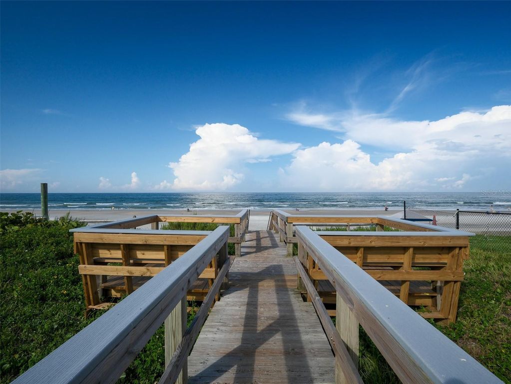 Image 53 of property listing at 858 BAYBREEZE WAY 68C, New Smyrna Beach, FL 32169