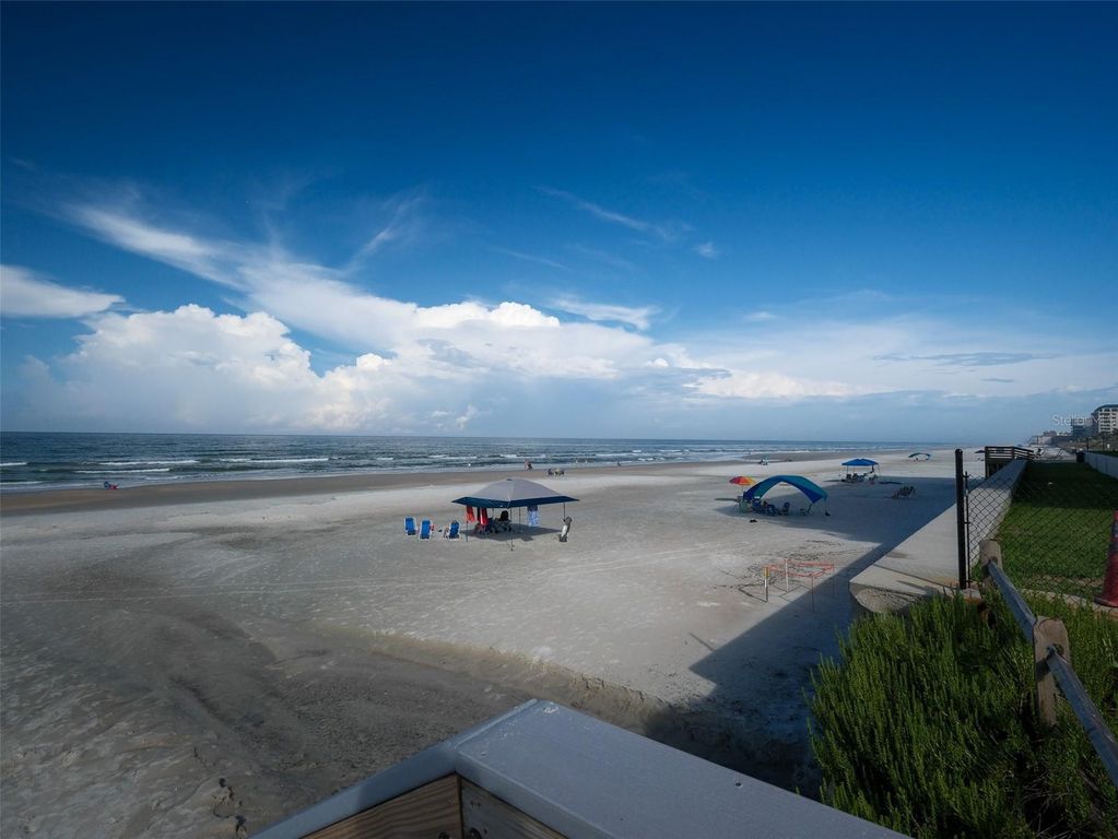 Image 55 of property listing at 858 BAYBREEZE WAY 68C, New Smyrna Beach, FL 32169