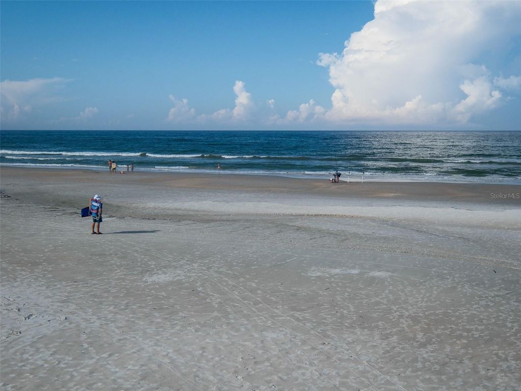 Image 56 of property listing at 858 BAYBREEZE WAY 68C, New Smyrna Beach, FL 32169