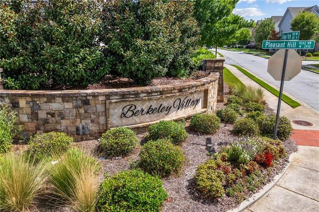 2698 Village Park Bend, Duluth, GA 30096