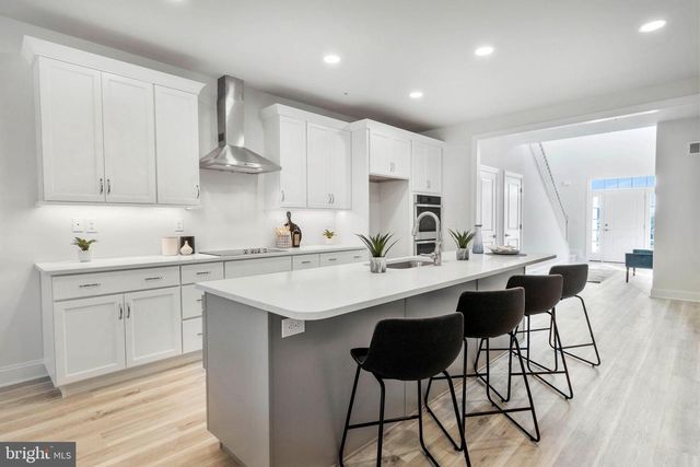 102 LEAHY DRIVE, Newark, DE 19711