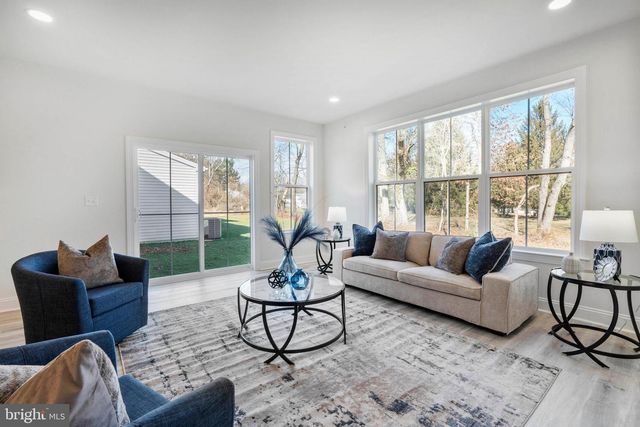 102 LEAHY DRIVE, Newark, DE 19711