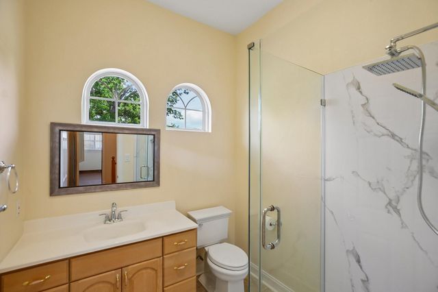 118 Waterfront Drive, Montgomery, TX 77356