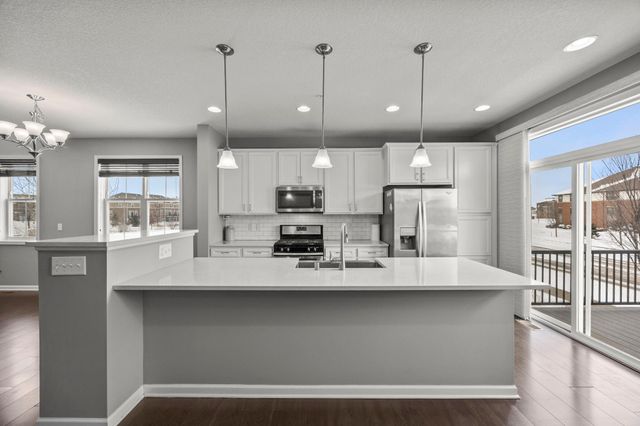 4375 Corn Silk Court, Woodbury, MN 55129