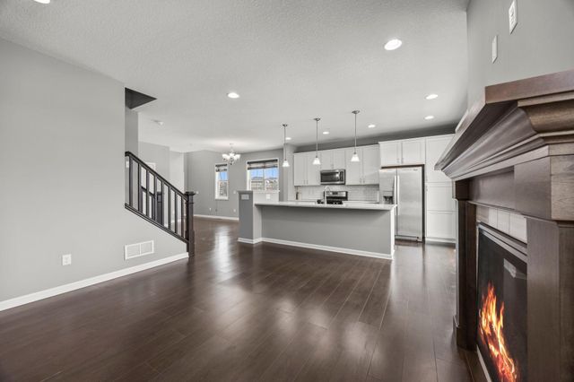 4375 Corn Silk Court, Woodbury, MN 55129