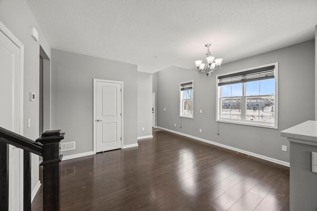 4375 Corn Silk Court, Woodbury, MN 55129