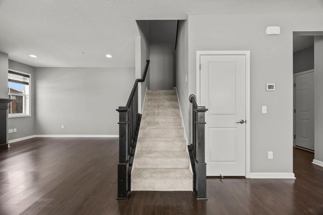 4375 Corn Silk Court, Woodbury, MN 55129