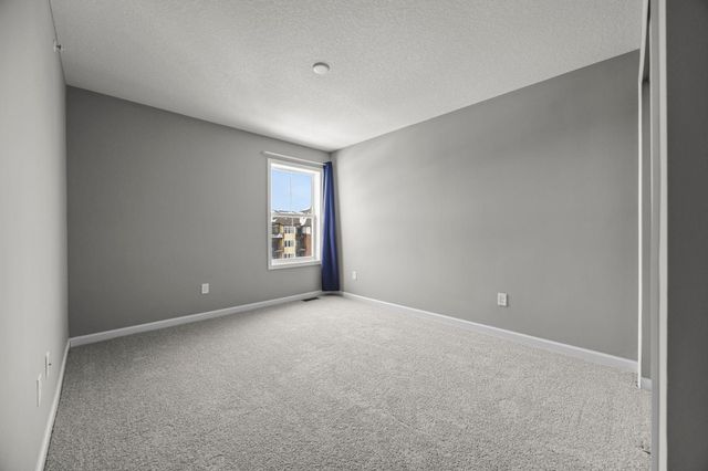 4375 Corn Silk Court, Woodbury, MN 55129