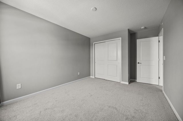 4375 Corn Silk Court, Woodbury, MN 55129