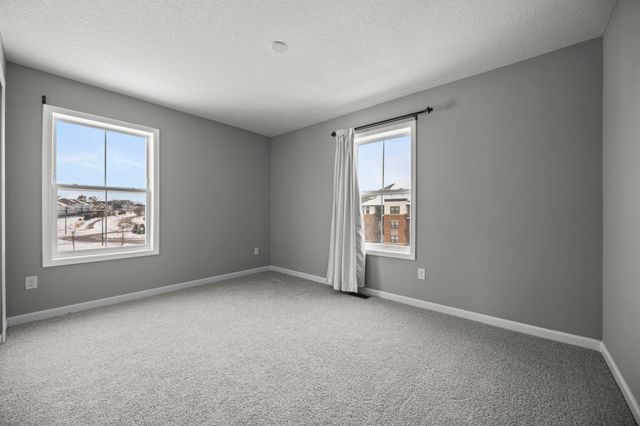 4375 Corn Silk Court, Woodbury, MN 55129