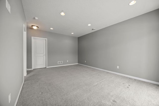 4375 Corn Silk Court, Woodbury, MN 55129