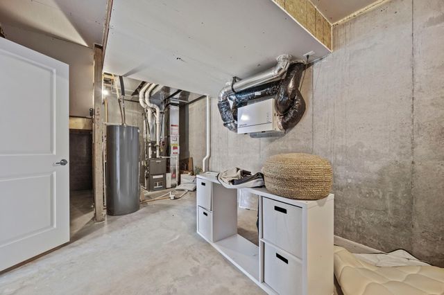 4375 Corn Silk Court, Woodbury, MN 55129