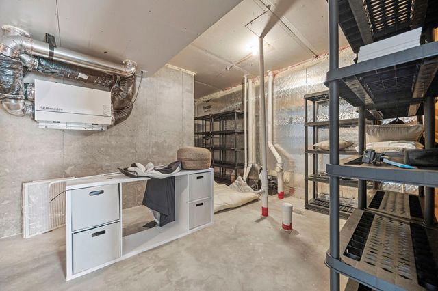 4375 Corn Silk Court, Woodbury, MN 55129