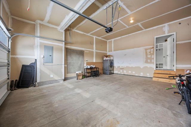 4375 Corn Silk Court, Woodbury, MN 55129