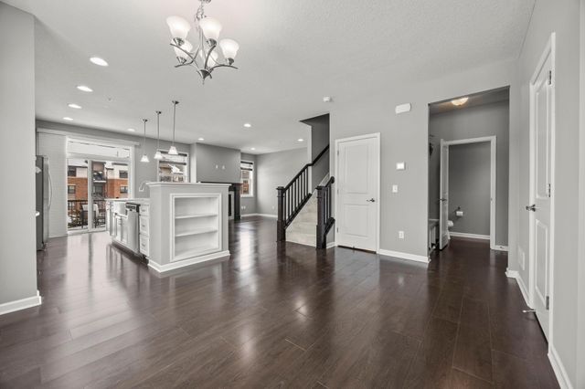 4375 Corn Silk Court, Woodbury, MN 55129