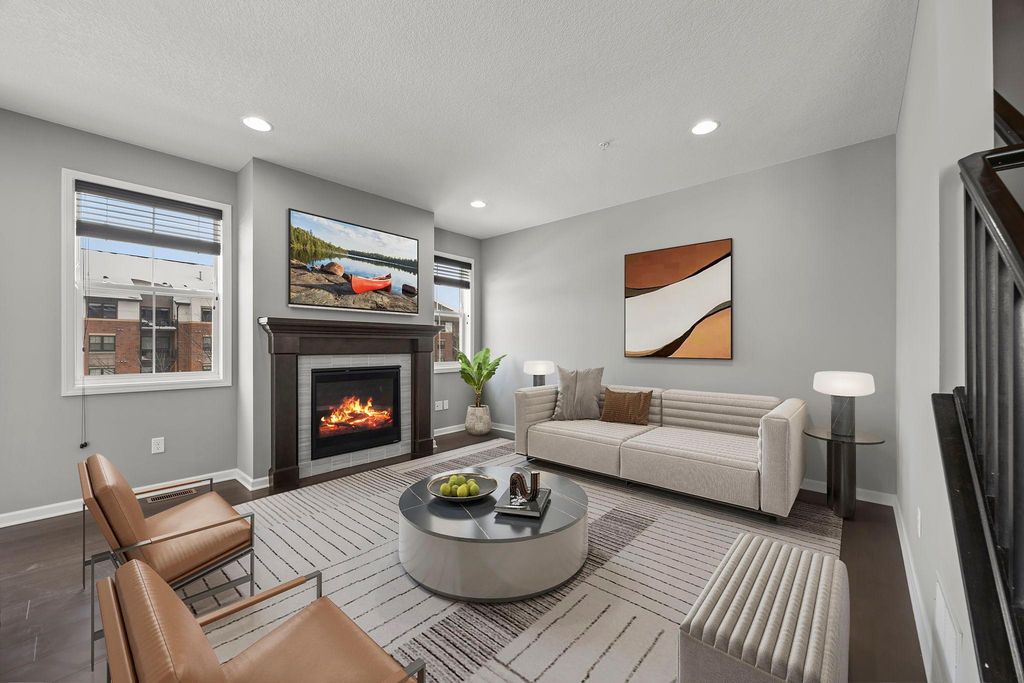 4375 Corn Silk Court, Woodbury, MN 55129