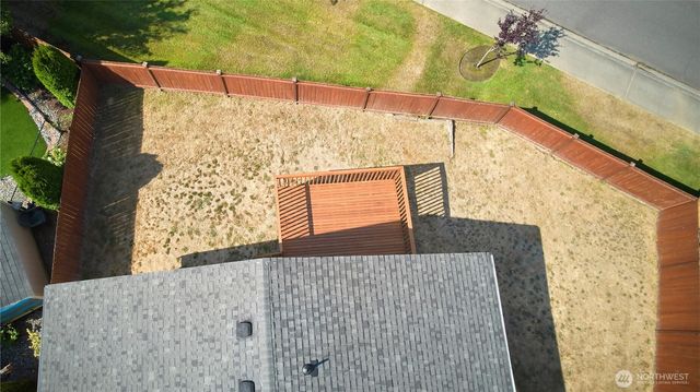 6804 E 132nd Street Ct, Puyallup, WA 98373
