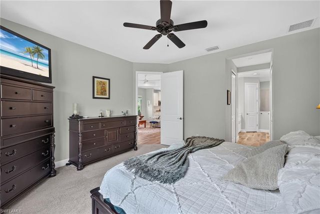 2183 Marquesa CIR, Naples, FL 34112