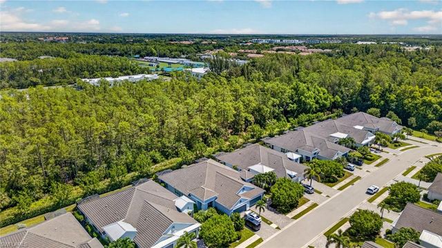 2183 Marquesa CIR, Naples, FL 34112