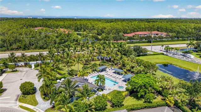 2183 Marquesa CIR, Naples, FL 34112