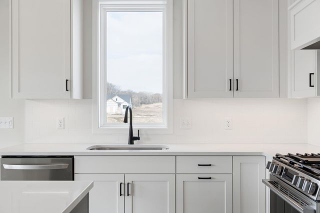 10926 37th Street N, Lake Elmo, MN 55042