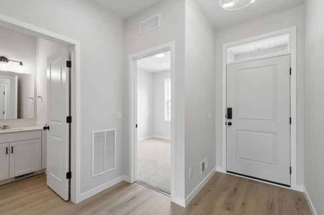 10926 37th Street N, Lake Elmo, MN 55042