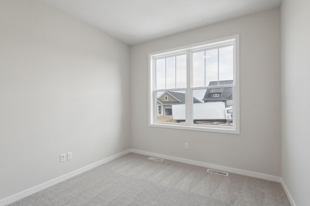 10926 37th Street N, Lake Elmo, MN 55042