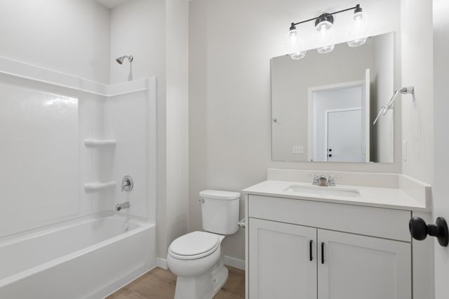 10926 37th Street N, Lake Elmo, MN 55042